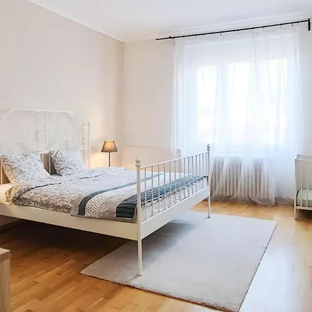 Filinhome Stefanovica Suite 1 Novi Sad Exterior photo