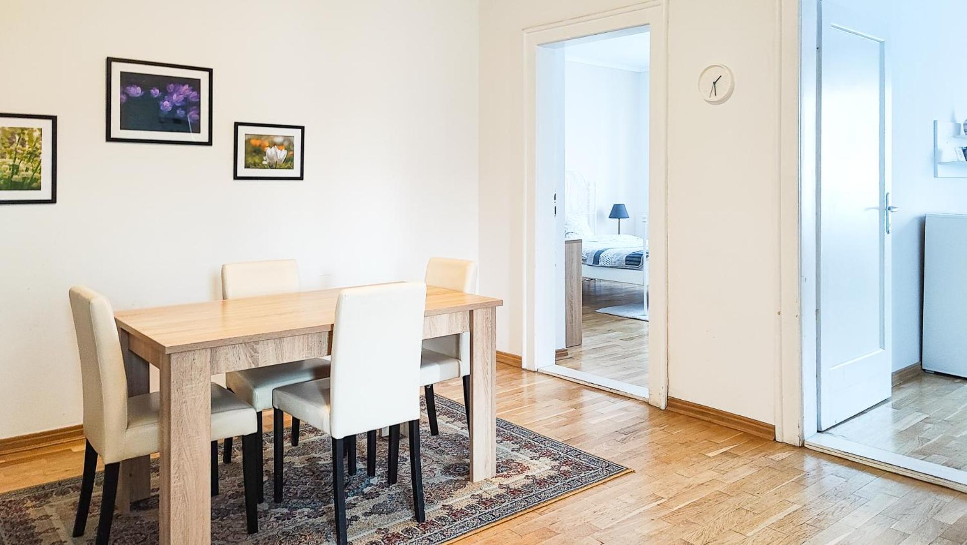 Filinhome Stefanovica 1 *